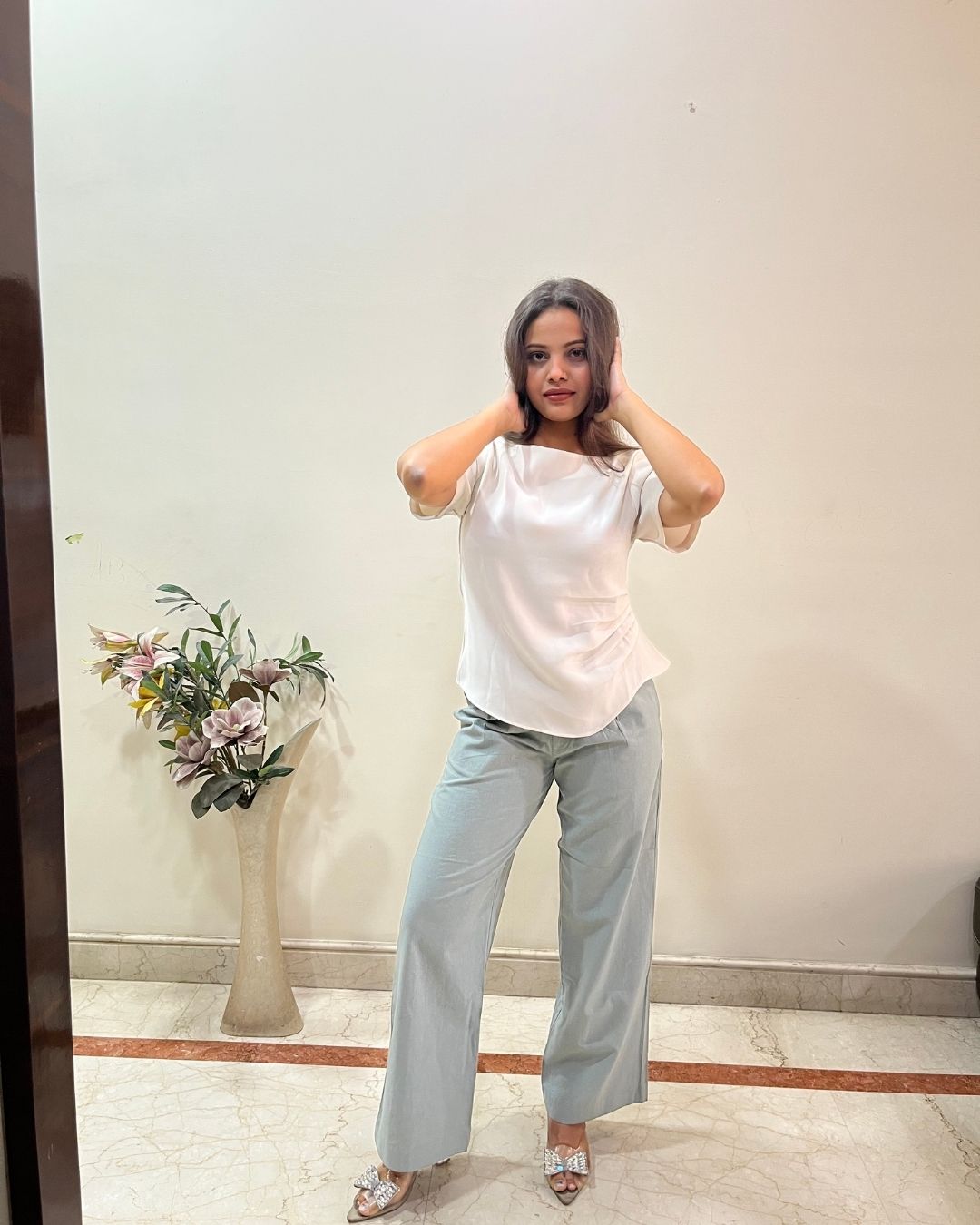 Loop Ivory Fluid Short-Sleeve Top