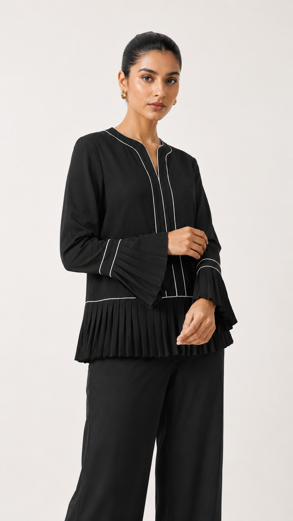 Pleatline Noir Top