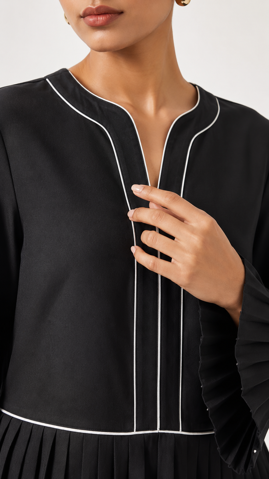 Pleatline Noir Top